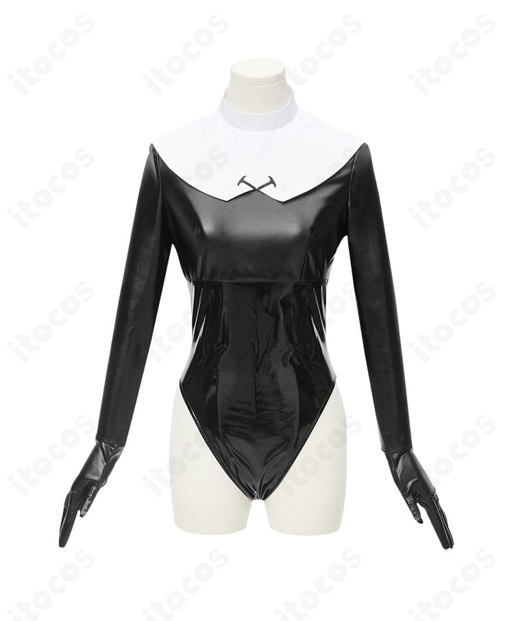 正面全体：歌住サクラコ 覚悟 コスプレ衣装のレオタードとつけ襟の造形を確認できる正面写真