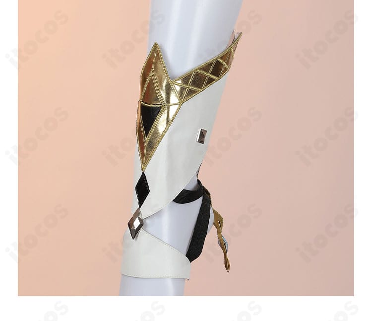 シロネン衣装の脚飾り詳細。レッグカバーと装飾パーツの固定感を確認。