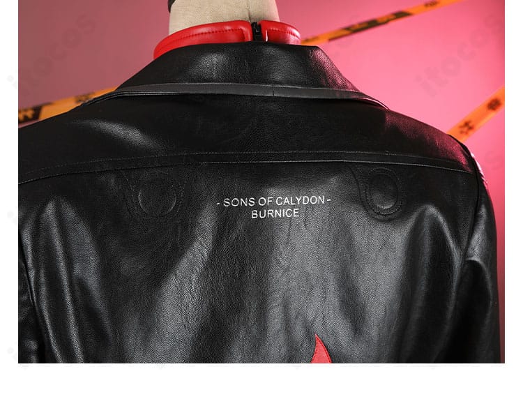 バーニス・ホワイト 衣装の背面装飾クローズアップ。背中の意匠とステッチ感