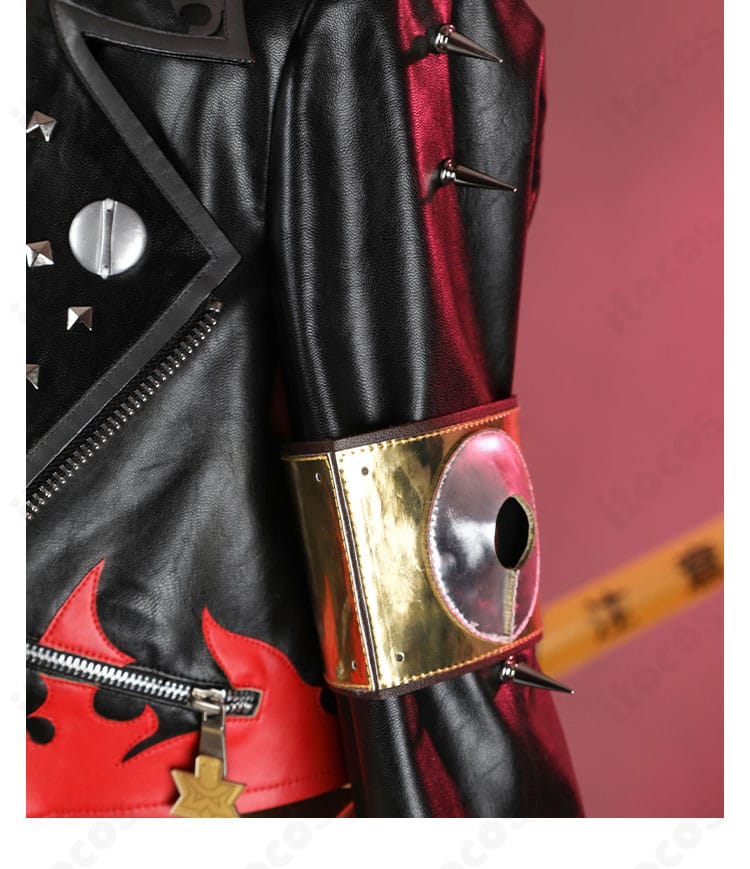 バーニス・ホワイト 左腕の装飾アップ。腕飾りとアームカバーの質感を確認