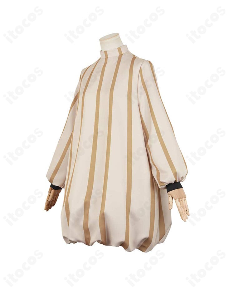 ダンジョン飯 マルシル・ドナトー コスプレ衣装の左側面。ワンピースの落ち感と裾の広がり