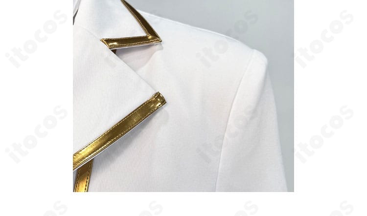 肩袖装飾の細部画像。袖口の切り替えとトリム、装飾の配置精度を明確化。