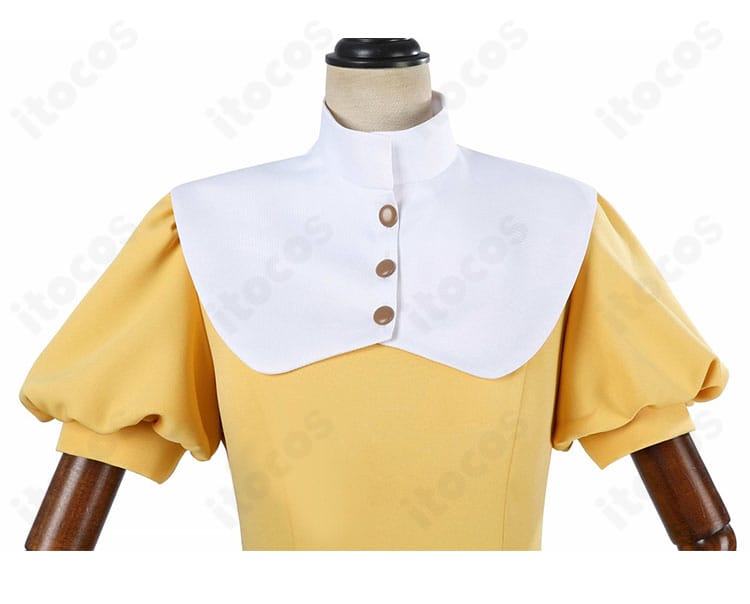 大道寺知世 コスプレの襟元ディテール。上品な装飾が首まわりを引き立てる。