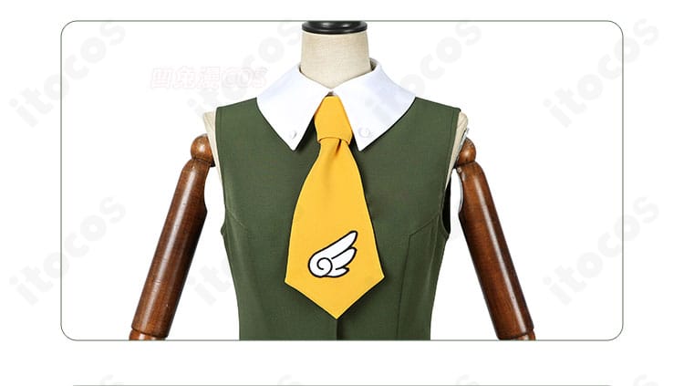 ネクタイ装飾のアップ。可愛らしい意匠と結び目の形がわかるディテール写真。