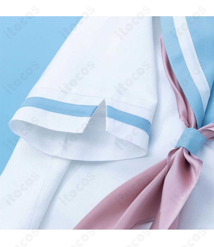 鎧塚みぞれ 夏制服コスプレの袖口アップ。カフス周りの仕立てと装飾の質感を強調。