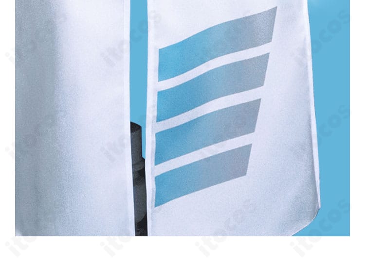 ラフィーII コスプレ衣装の裾装飾ディテール。ステッチと生地の重なりで立体感を表現。