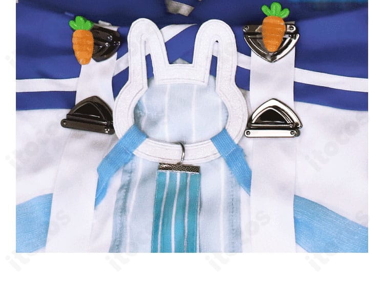 ラフィーII コスプレ衣装の前胸装飾ディテール。リボンや装飾パーツの配置でキャラクター性を強調。