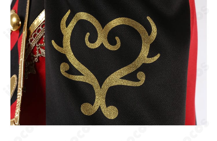 七種茨 コスプレ衣装の肩と袖の装飾ディテール。縫製ラインとパーツ構成が分かる写真