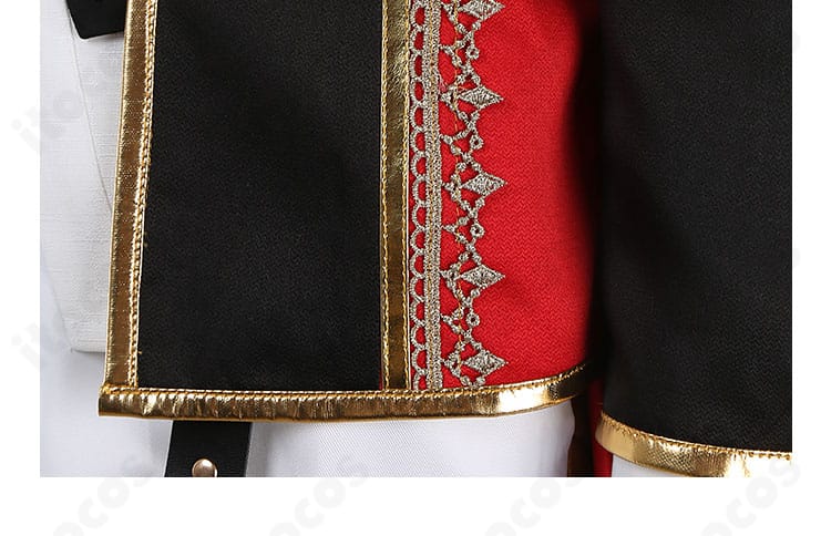 七種茨 コスプレ衣装の裾（衣摆）装飾アップ。トリムとレイヤー感を示す写真