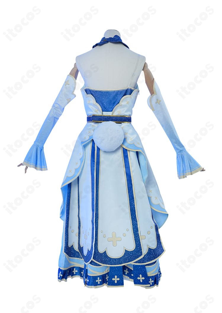 背面ビュー：リボンや留め具、尻尾の配置まで再現した背面デザインの確認用写真