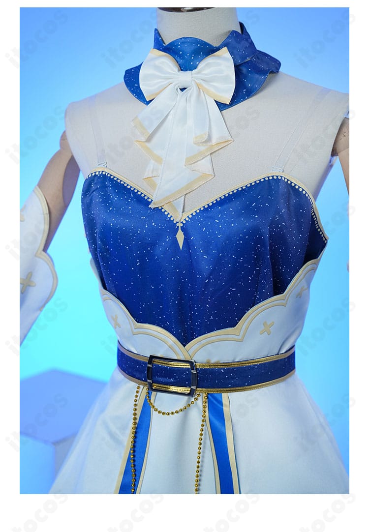 蝶ネクタイ詳細：結び目の立体感とステッチ、発色を示すクローズアップ