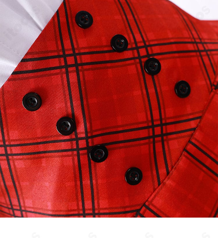 日奈森あむ 制服コスのボタンとスカート装飾ディテール。質感と配置バランスが分かる近接写真