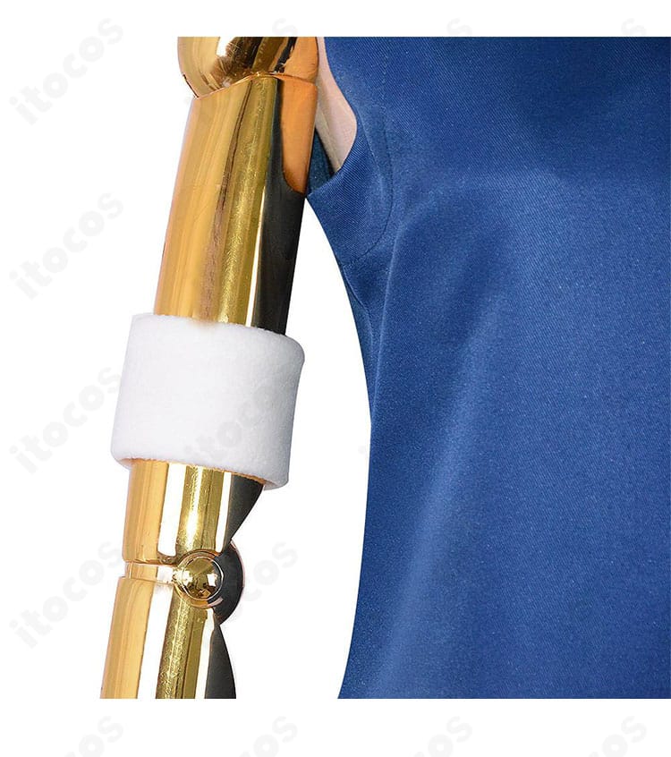 上衣の装飾ディテール。襟元から胸元にかけてのステッチと意匠が際立つリムル=テンペスト半袖トップスの接写