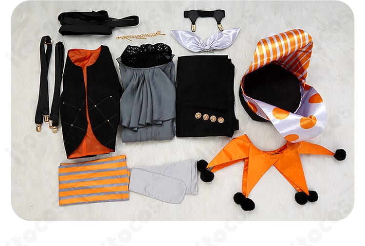 帽子の近接画像。形状と縁取り、アクセサリーのデザインが確認できる