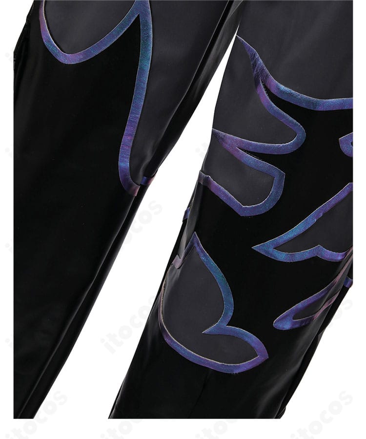 VALORANT バイパー衣装のズボン装飾とステッチのアップ