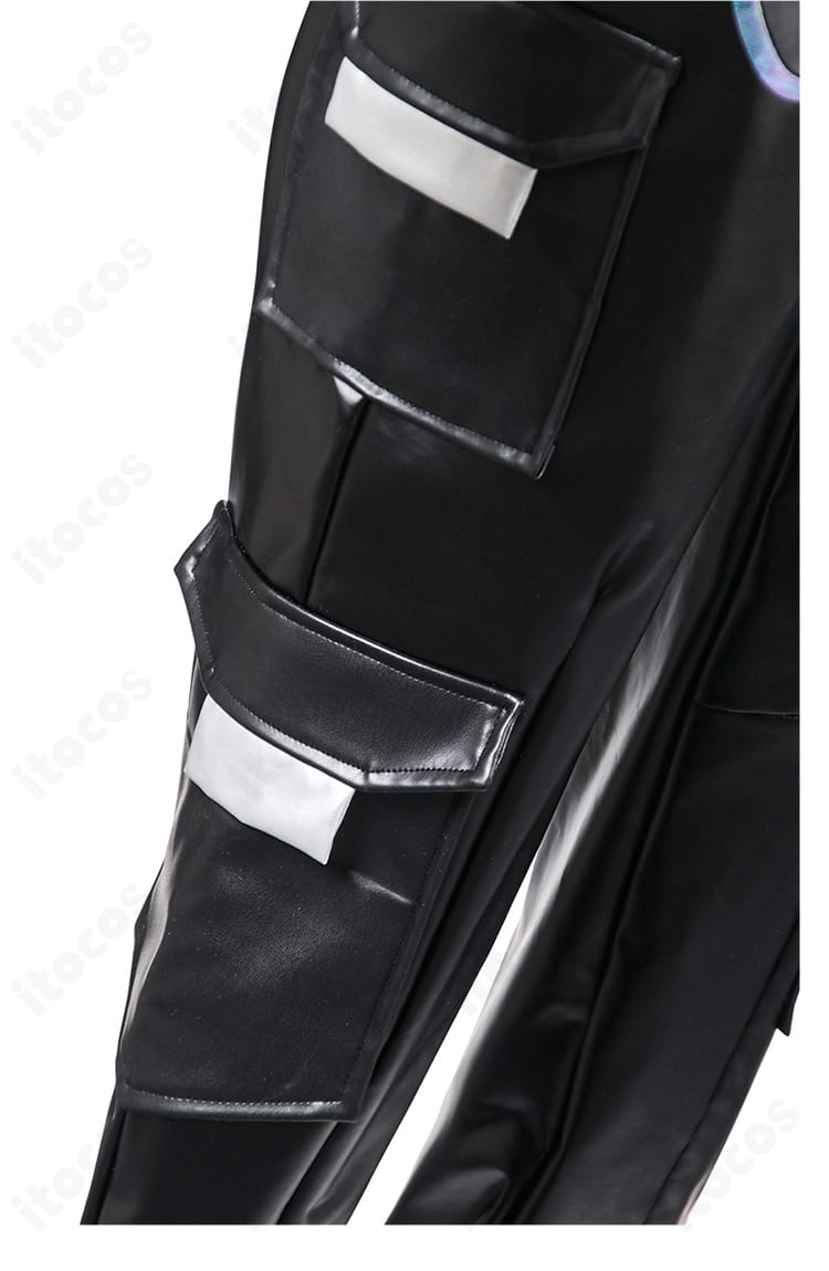 バイパー衣装のポケットと機能的ディテールの接写