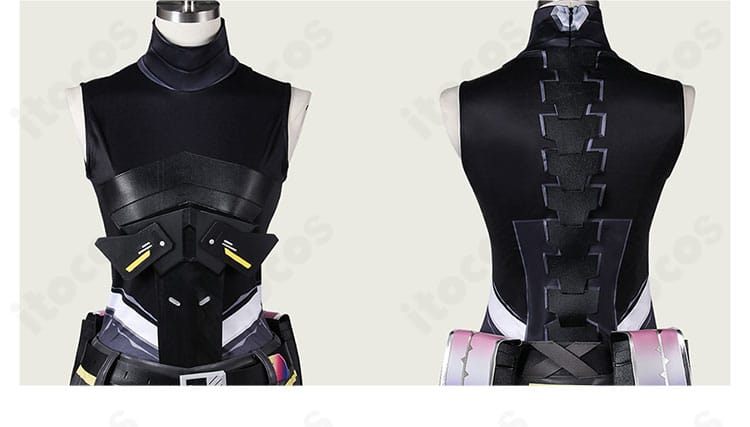 VALORANT バイパー衣装のインナートップスと胸当て構成