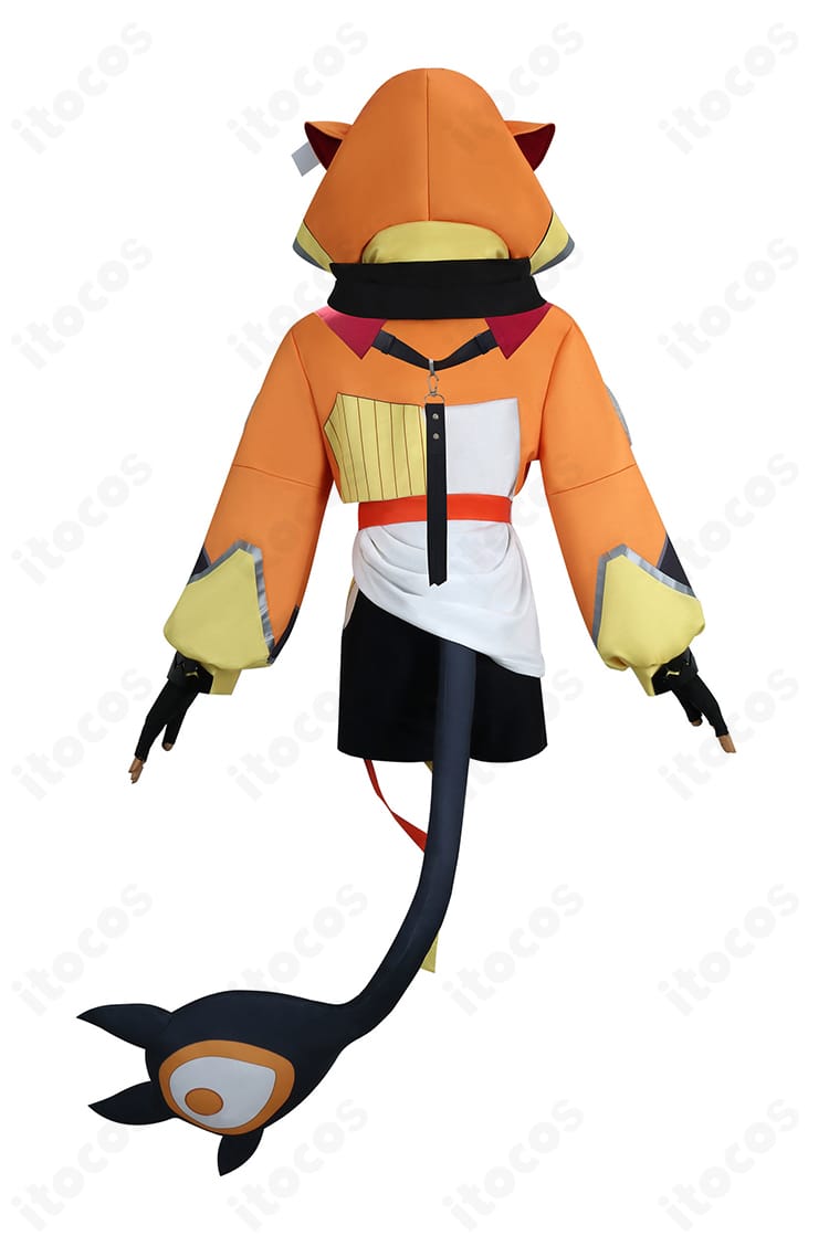 ジジ・ムリン コスプレ衣装 背面。背中から裾のライン、背面装飾と尾部アクセの取り付け位置